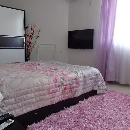 Luxury Lazur 2